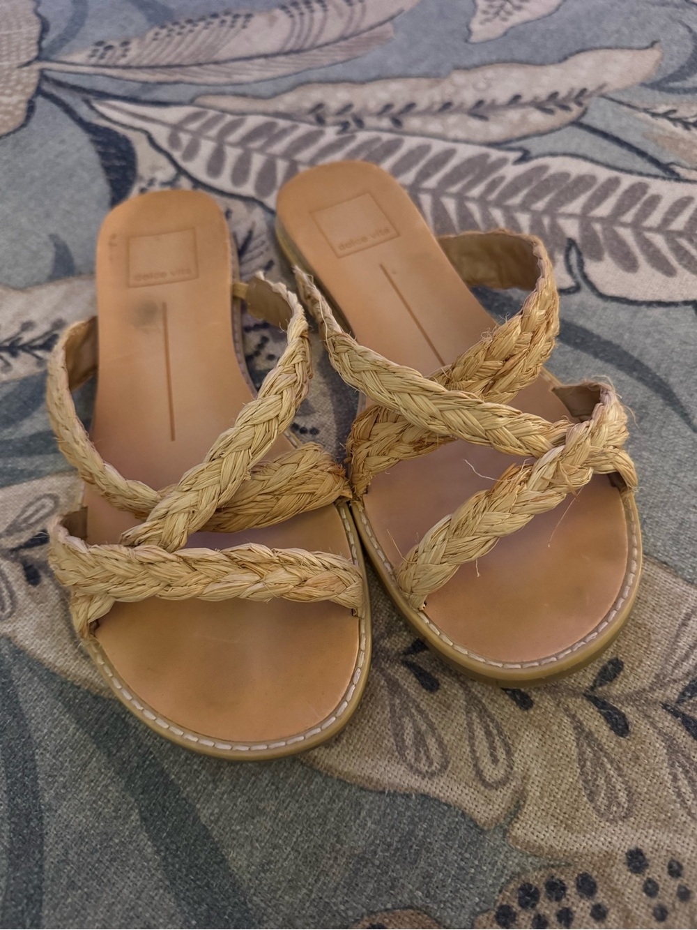 ❤️ Dolce Vita Braided Straw Slide Sandals - Tan
